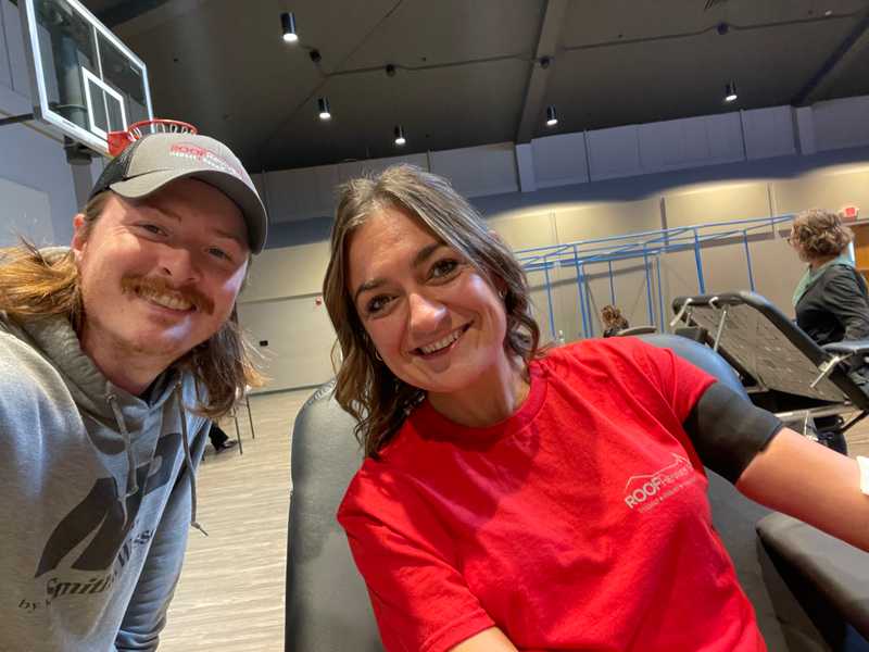 Joscelyn & Dan at the 2025 blood drive.